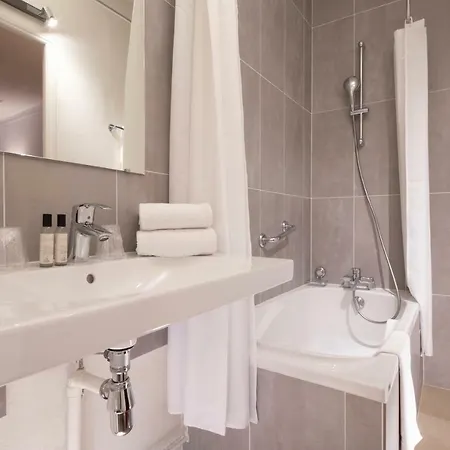 Saint Roch Hotel 2*